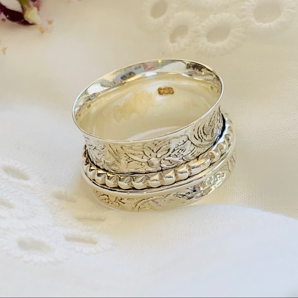 Classic Spinner Spinning Sterling Silver Ring - Picture 7 of 9